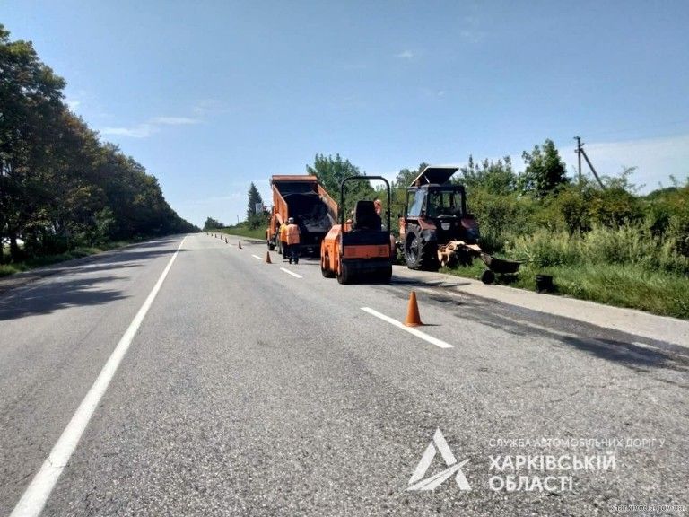 В Харьковской области продолжают ремонтировать дороги