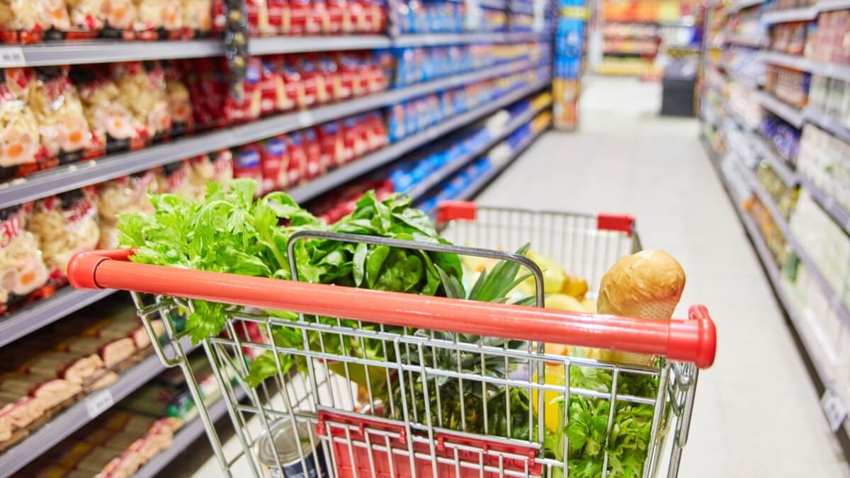 В Харькове продолжают открываться супермаркеты и магазины: список