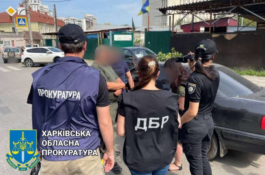 Харьковский полицейский, вымогая взятку, сделал скидку, но это его не спасло