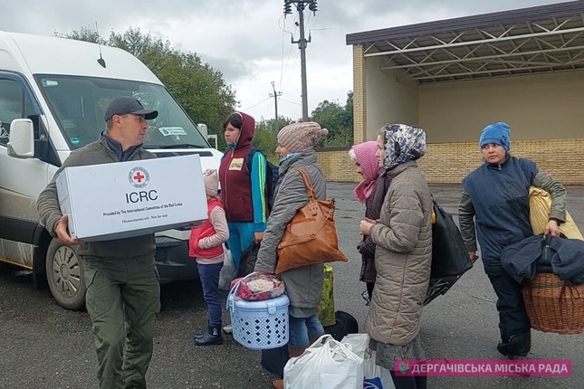 Эвакуация, разминирование, обстрелы: что происходит в приграничном районе Харьковской области