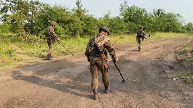 Жителей освобожденной громады в Харьковской области призывают пока не возвращаться домой