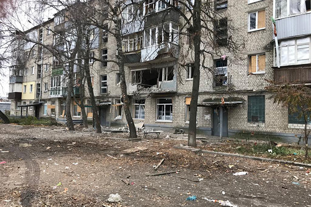 Війська РФ обстріляли Вовчанськ і поранили сімох людей (фото)