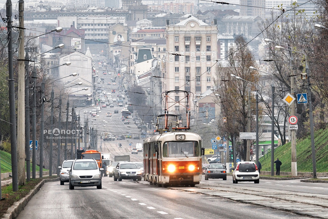 В Харькове не работают треть аптек и 20% супермаркетов