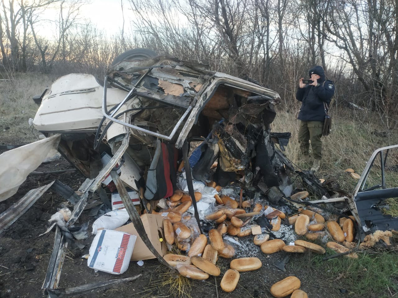В Харьковской области подорвалась машина, люди в ней погибли