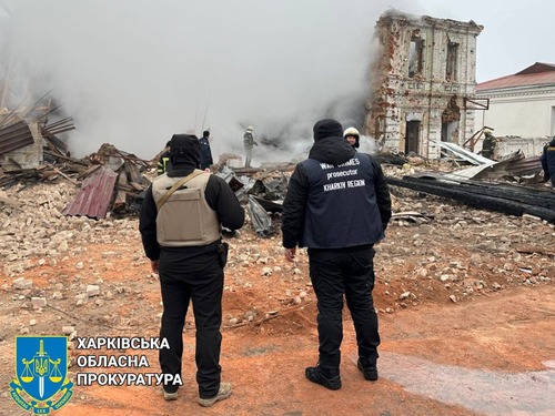 В Харьковской области ракетным ударом разрушено админздание: фото