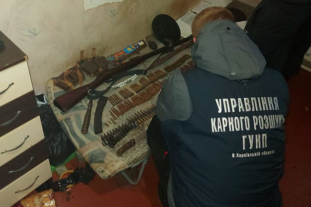 Житель Харківської області торгував зброєю часів світових воєн