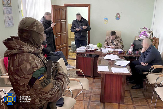 Глава села у глибокому тилу Харківської області зливала окупантам інформацію про ЗСУ
