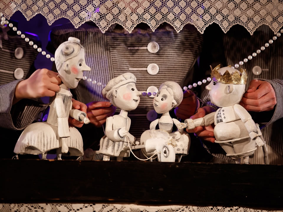 Харьковский кукольный театр возобновляет работу