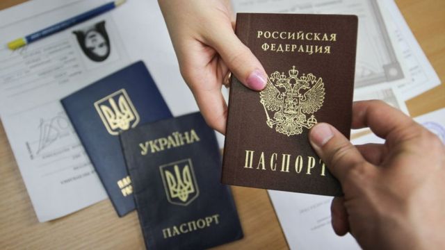 Жительнице Харьковской области, которая помогала оформлять российские паспорта, грозит пожизненное
