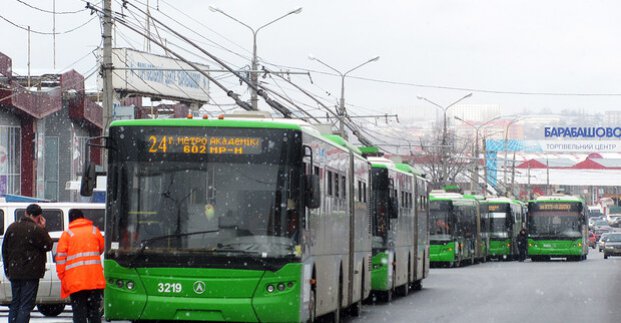 На Салтовке приостанавливают движение трамваев и возвращают троллейбусы до "Барабашово"