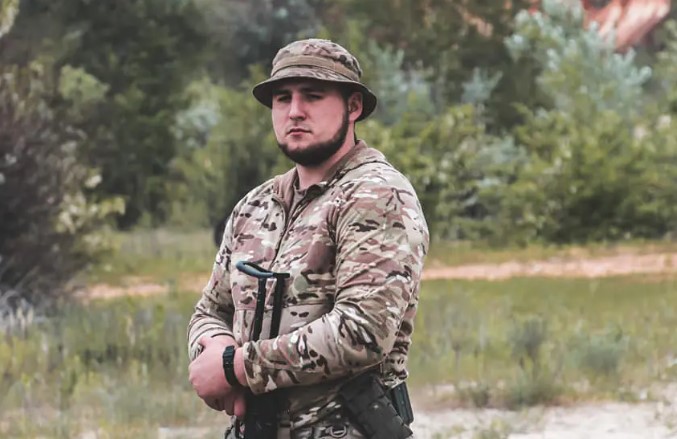 Харківська ЛГБТ-активістка виступила проти перейменування вулиці на честь Героя України