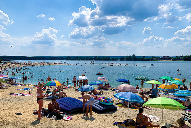 Перед началом сезона харьковские чиновники напомнили о том, как должны быть обустроены пляжи