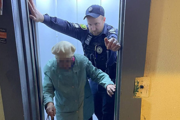 Харківські патрульні врятували жінку похилого віку, яка втратила пам'ять