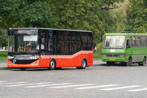 Жители Салтовки просят у мэрии больше транспорта
