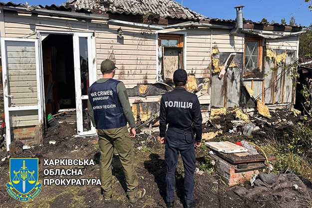 Ночной взрыв в пригороде Харькова: куда прилетело и фото последствий