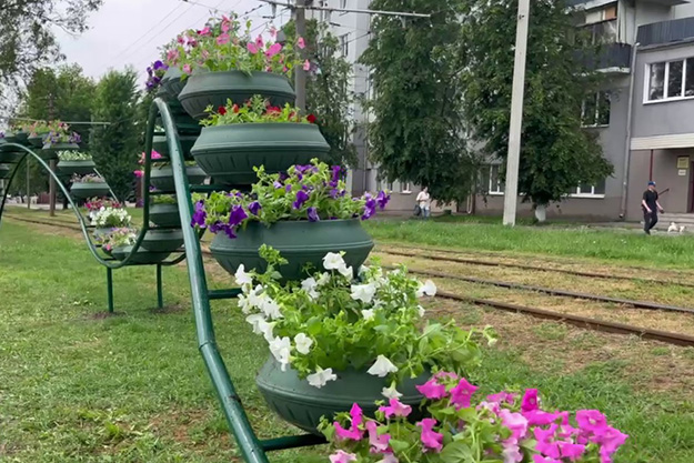 В Харькове - новая цветочная инсталляция (видео)