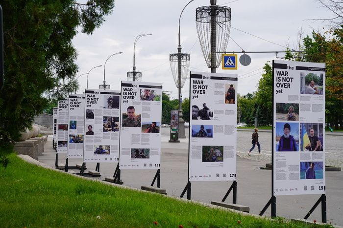 В центре Харькова открылась выставка под открытым небом