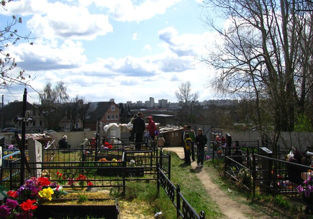 В Харькове открывают еще одно кладбище