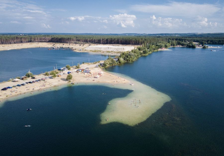 Пляжі на Безлюдівці не дозволяють відкривати