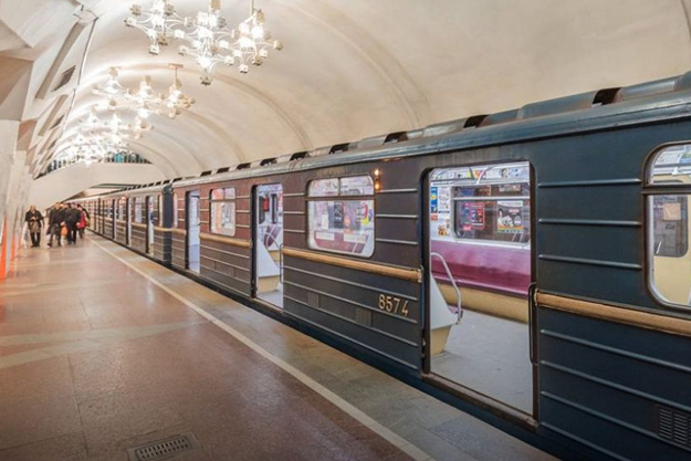 Терехов назвал инициативу метро вернуть плату за проезд "самодеятельностью" и "возвратом в Советский Союз"