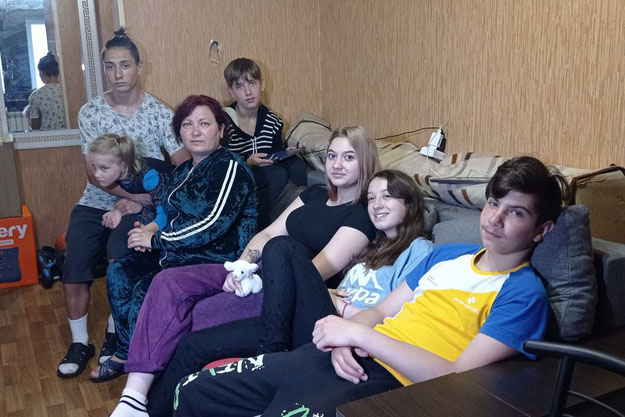 Две многодетные семьи из Харьковской области получат новые дома
