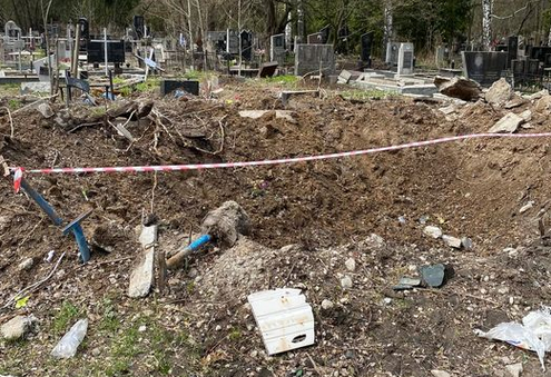 Збиток від обстрілів кладовищ у Харкові оцінено в 100 мільйонів гривень