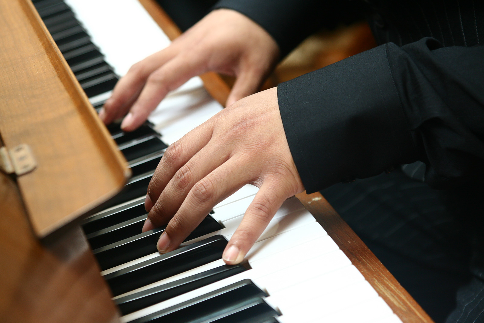 Музыкальная школа открывается в Изюме
