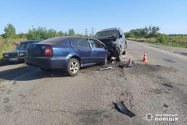 Lexus и Skoda столкнулись на окружной в Харькове: есть погибший