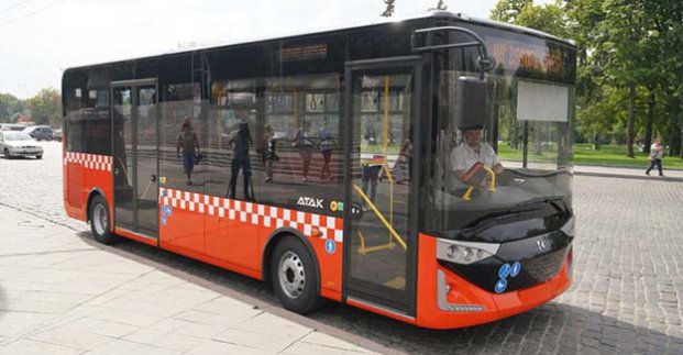 Временный автобус по маршруту трамвая пустили в Харькове