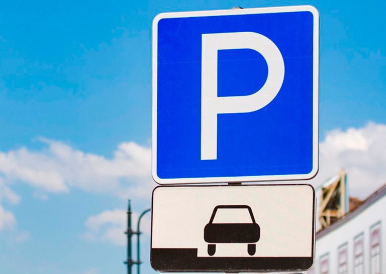 Харків'яни можуть забрати покинуті на початку війни авто зі спеціальних майданчиків