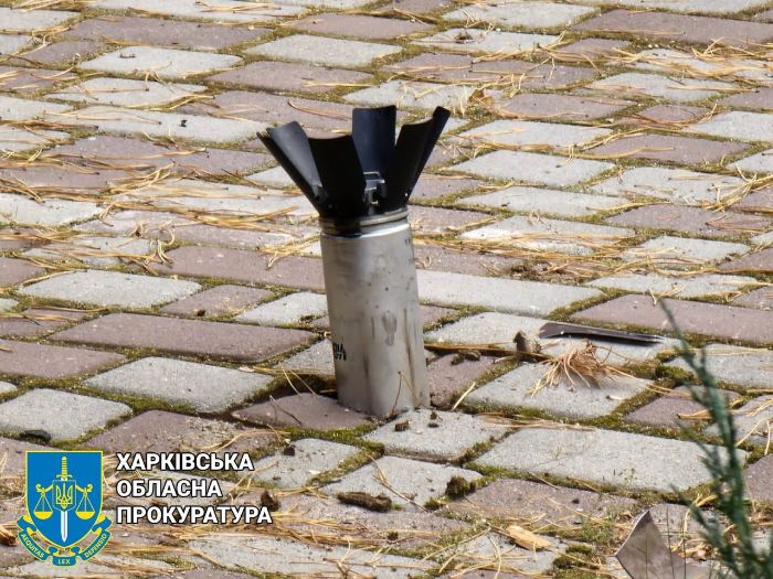 РФ вдарила ракетами по передмістю Харкова: куди прилетіло (фото)