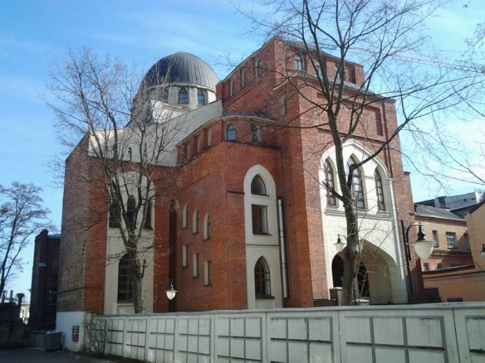 В Харькове ракетным ударом повреждена синагога