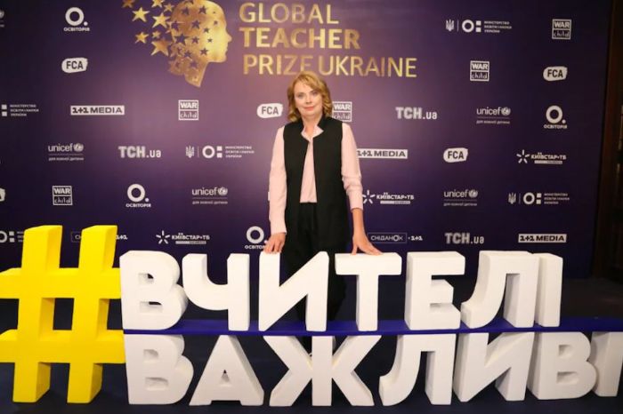 Двое харьковских учителей признаны лучшими в Украине