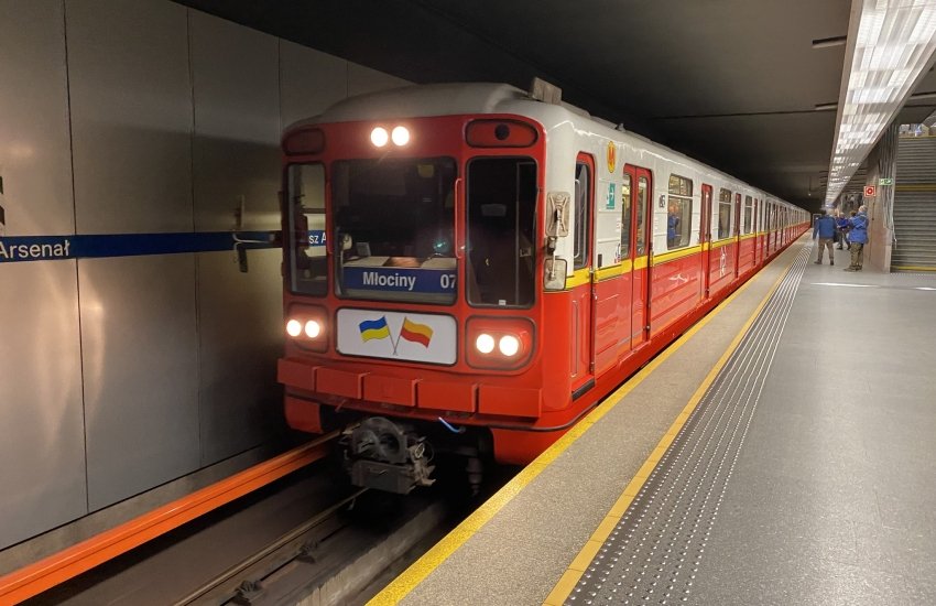 Польша передаст Харькову вагоны метро