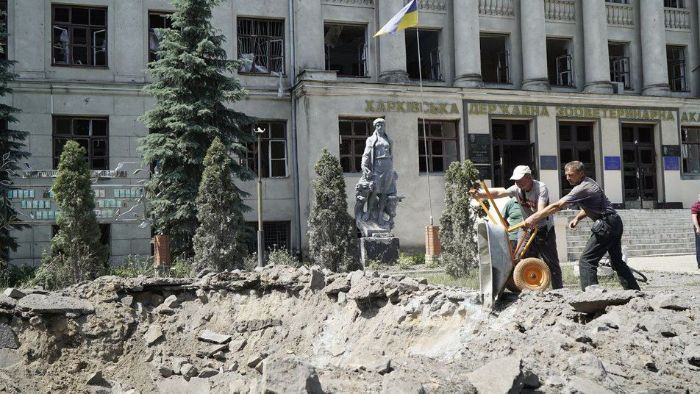 Харківський виш отримає понад 100 мільйонів на ремонт розбитого ракетою корпусу