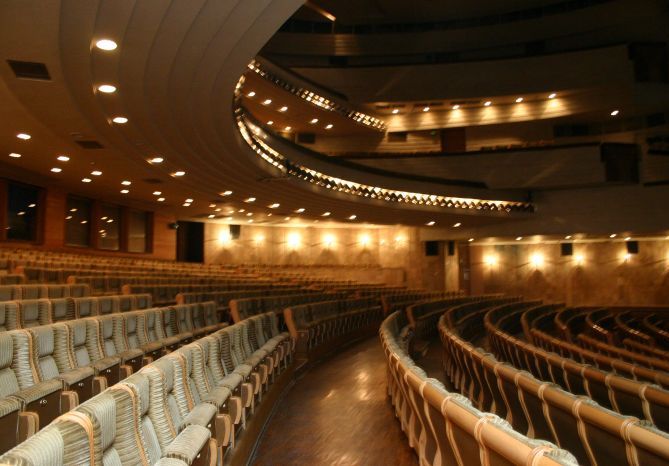 Знайдено новий формат роботи для харківських театрів