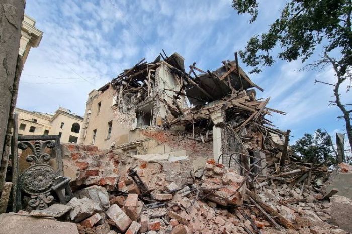 Три дома в центре Харькова, по которым РФ ударила ракетами, сносить не будут