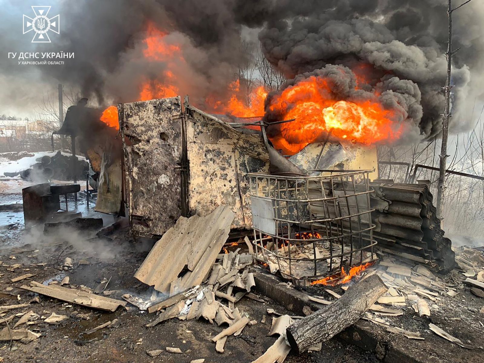РФ ударила по мощным генераторам в Харьковской области