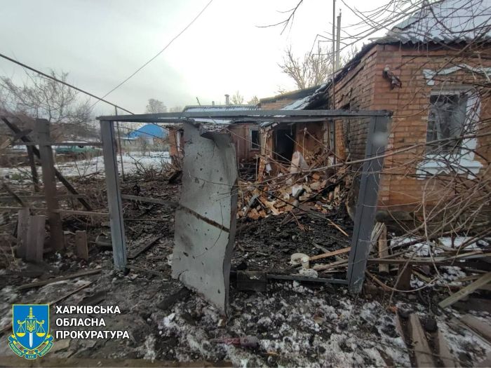 Войска РФ обстреляли приграничный поселок: фото последствий