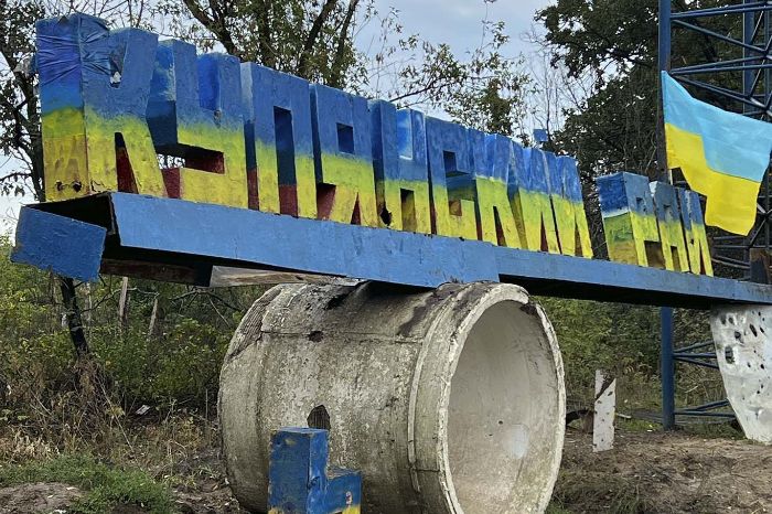 На лінії фронту в Харківській області живе 6000 осіб