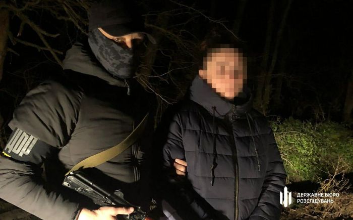 Екс-поліцейську з Харківської області, яка здавала росіянам бійців АТО, посадили на 15 років (фото)