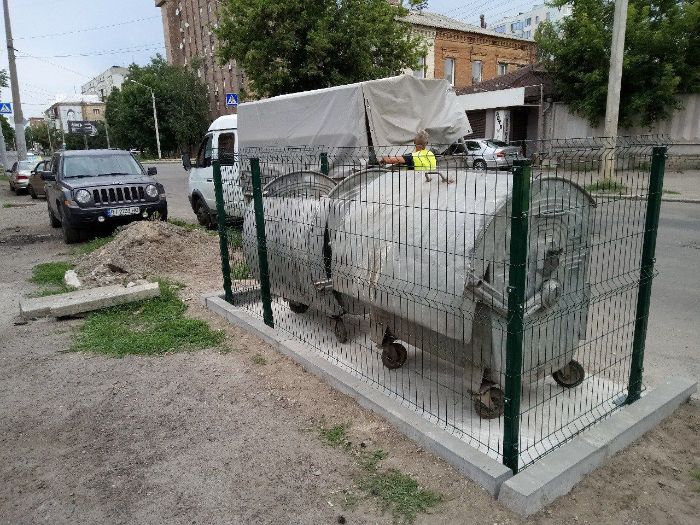 Сміття в Харкові збирають по-європейськи