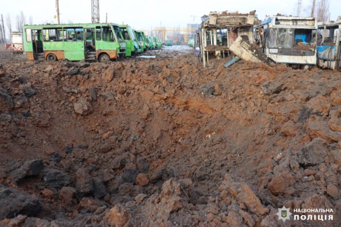 Удар по Северной Салтовке: в депо было более 100 троллейбусов, автобусов и трамваев