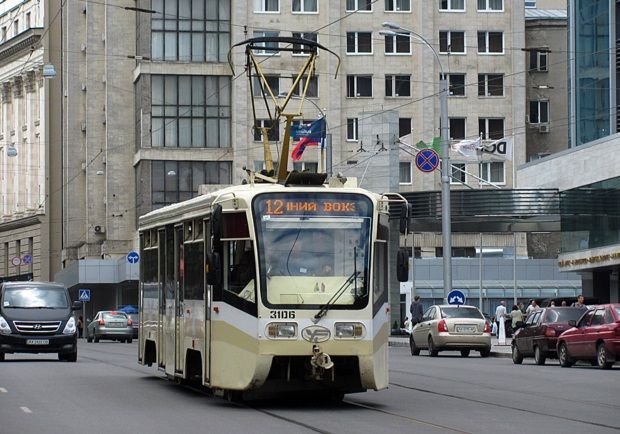 В центре Харькова - тестовый запуск трамвая, водителей просят не парковаться у рельсов