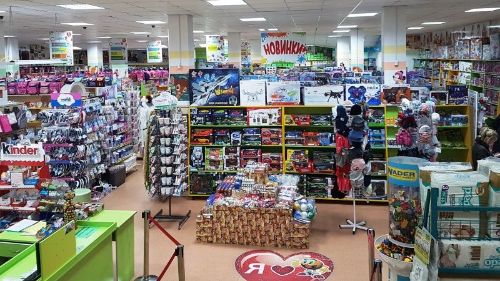 Як будуть працювати харківські супермаркети та магазини у Новий рік