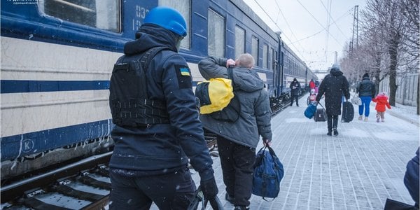 Обов'язкова евакуація в Харківській області: поки що захотіли виїхати 5 осіб із 3000
