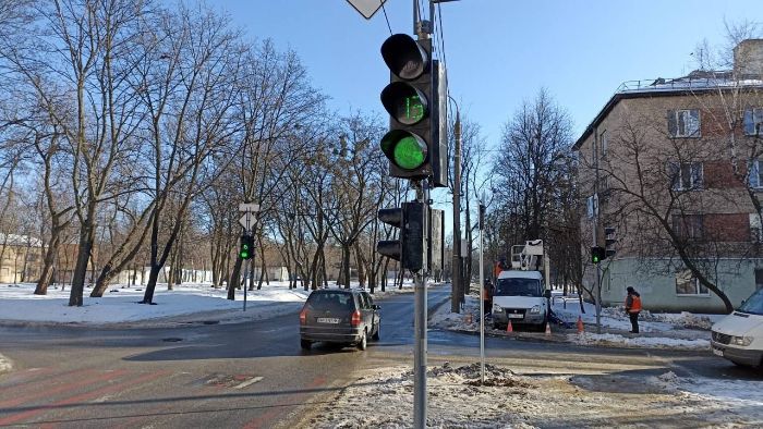 Светофор появился на опасном перекрестке в Харькове (фото)