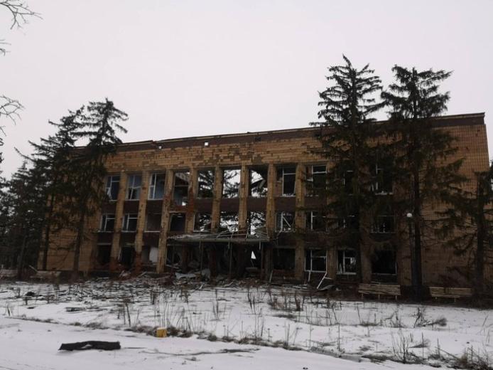 Большой поселок Харьковской области становится призраком