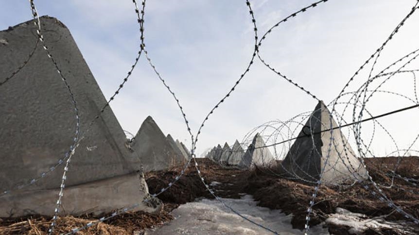 Харьков окружит железобетонный "пояс": фортификации строят с севера и до Изюма