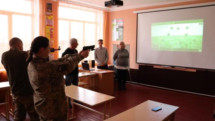 В селе Харьковской области открыли лазерный тир